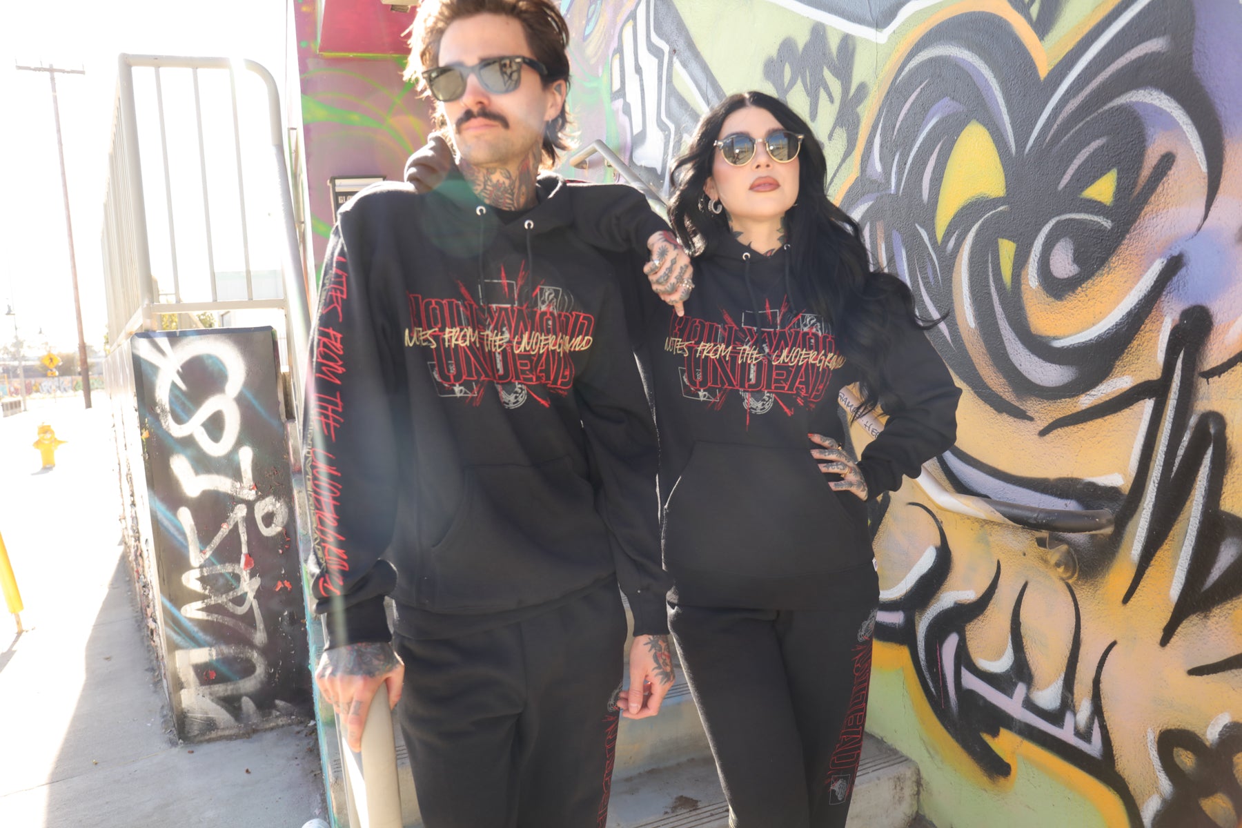 hollywood-undead-notes-from-the-underground-10-year-sweatpants-schwarz image 5
