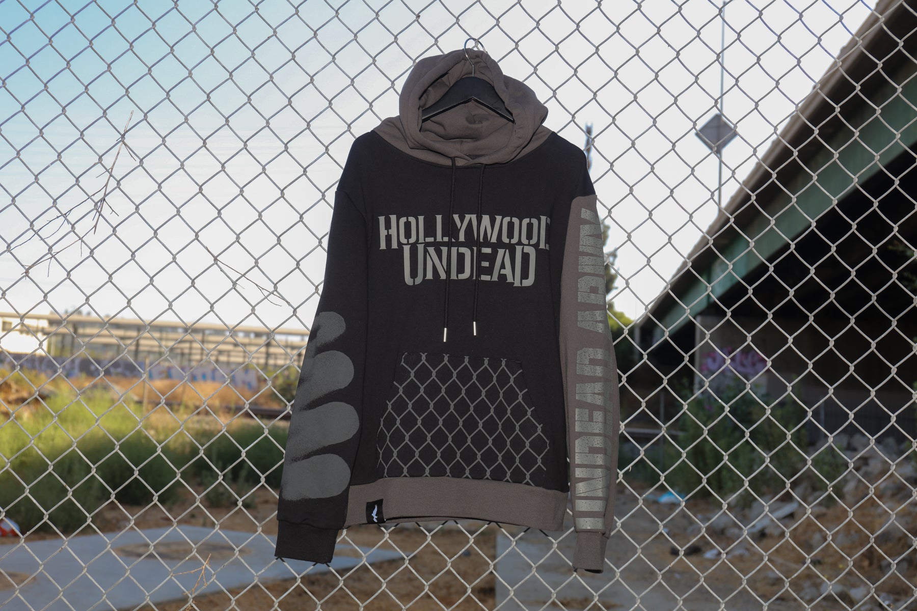 hollywood-undead-hu4l-pullover-hoodie-schwarz-patch image 7