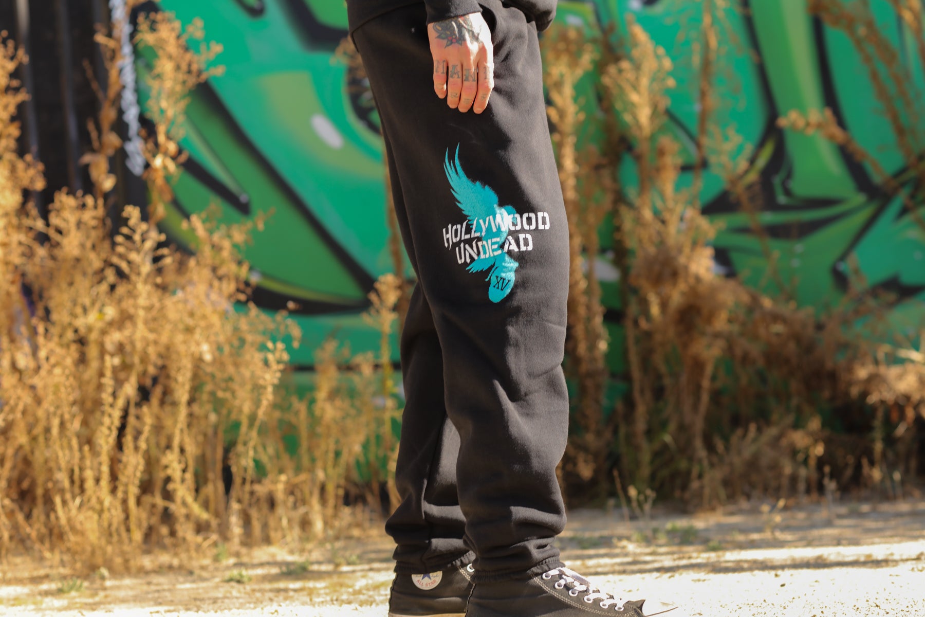 hollywood-undead-swan-songs-15-year-sweatpants-schwarz image 2